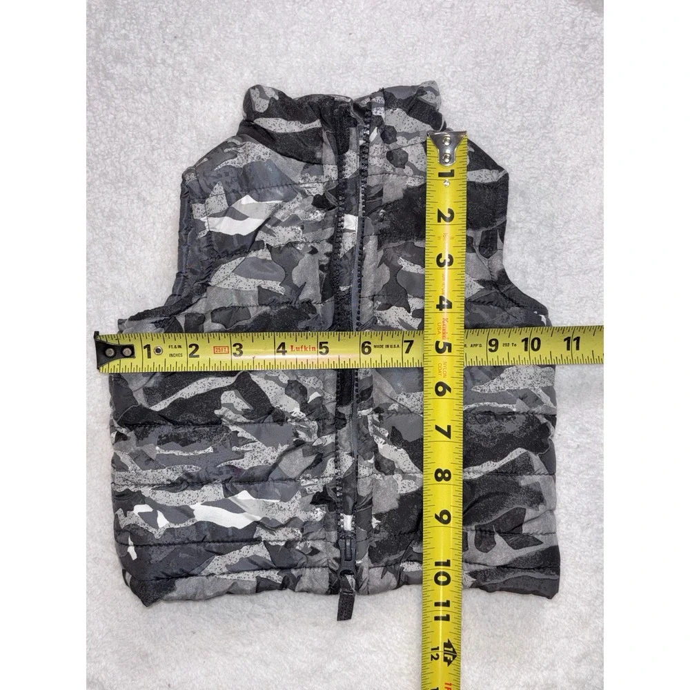 Ocean Coast Baby Boys Grey Camo Puffer Vest Full Zip Mock‎ Neck Size 9M